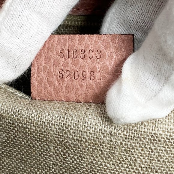 Gucci Medium Interlocking GG Leather Crossbody Bag - Picture 8 of 10